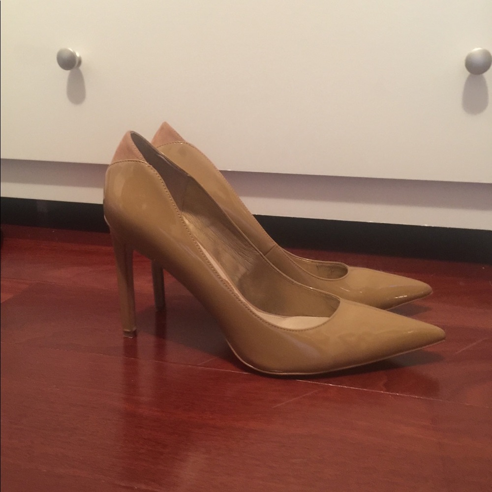 SAM EDELMAN NUDE PUMPS